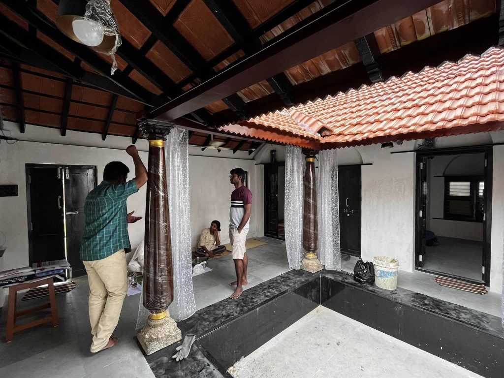 ADOBE COURTYARD HOUSE